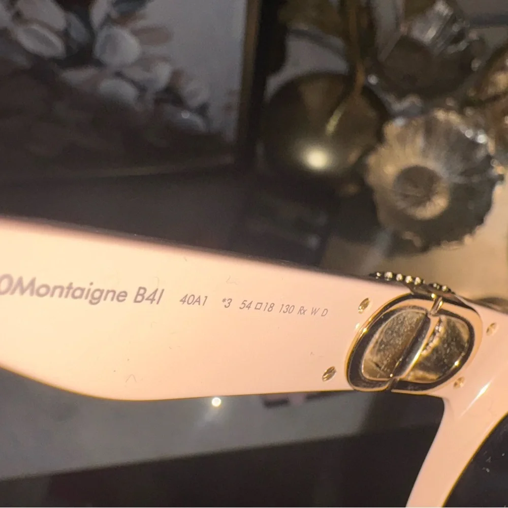 Authentic Christian Dior 30 Montaigne B4I Crystal Sunglasses Nude Pink CD